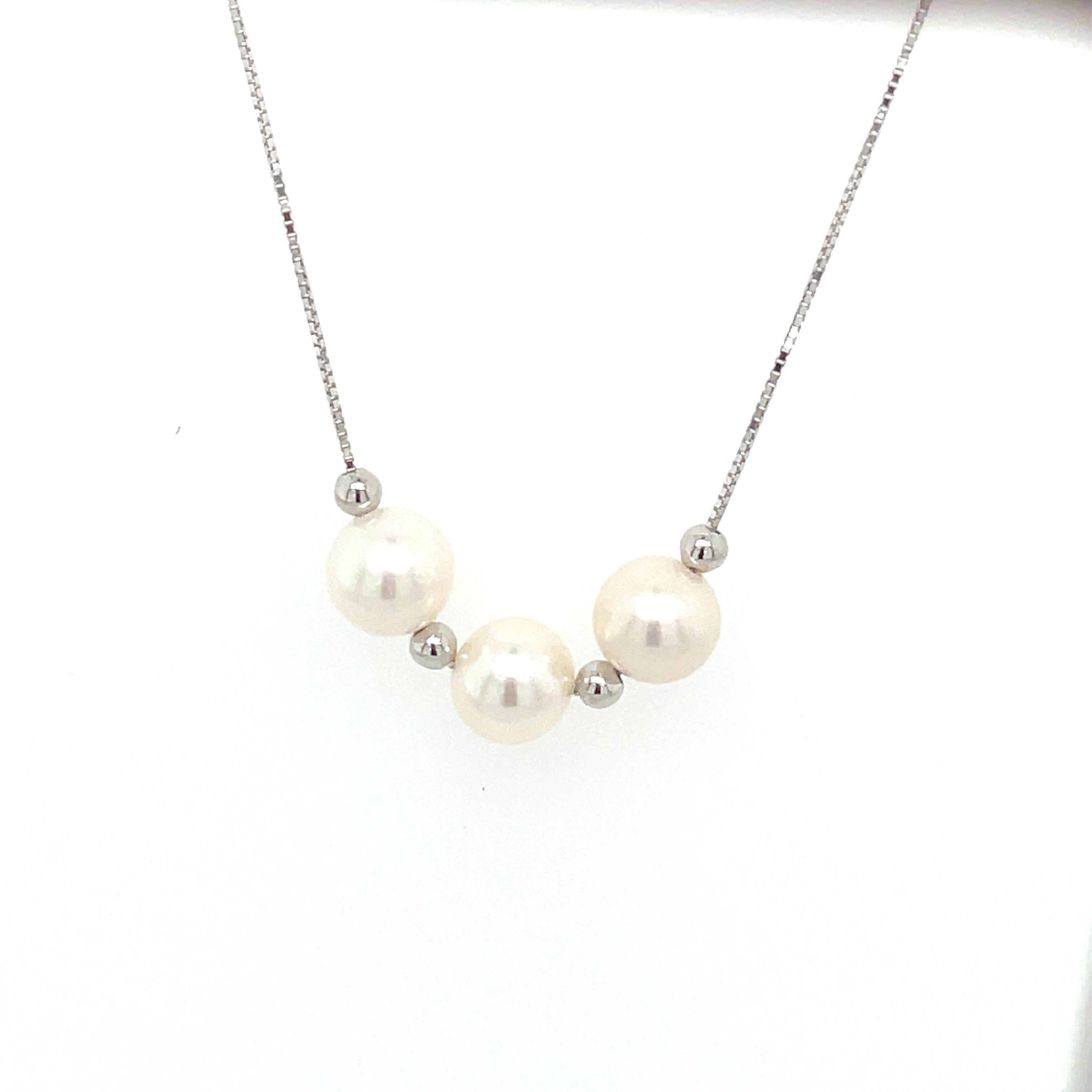 Pearl Necklace