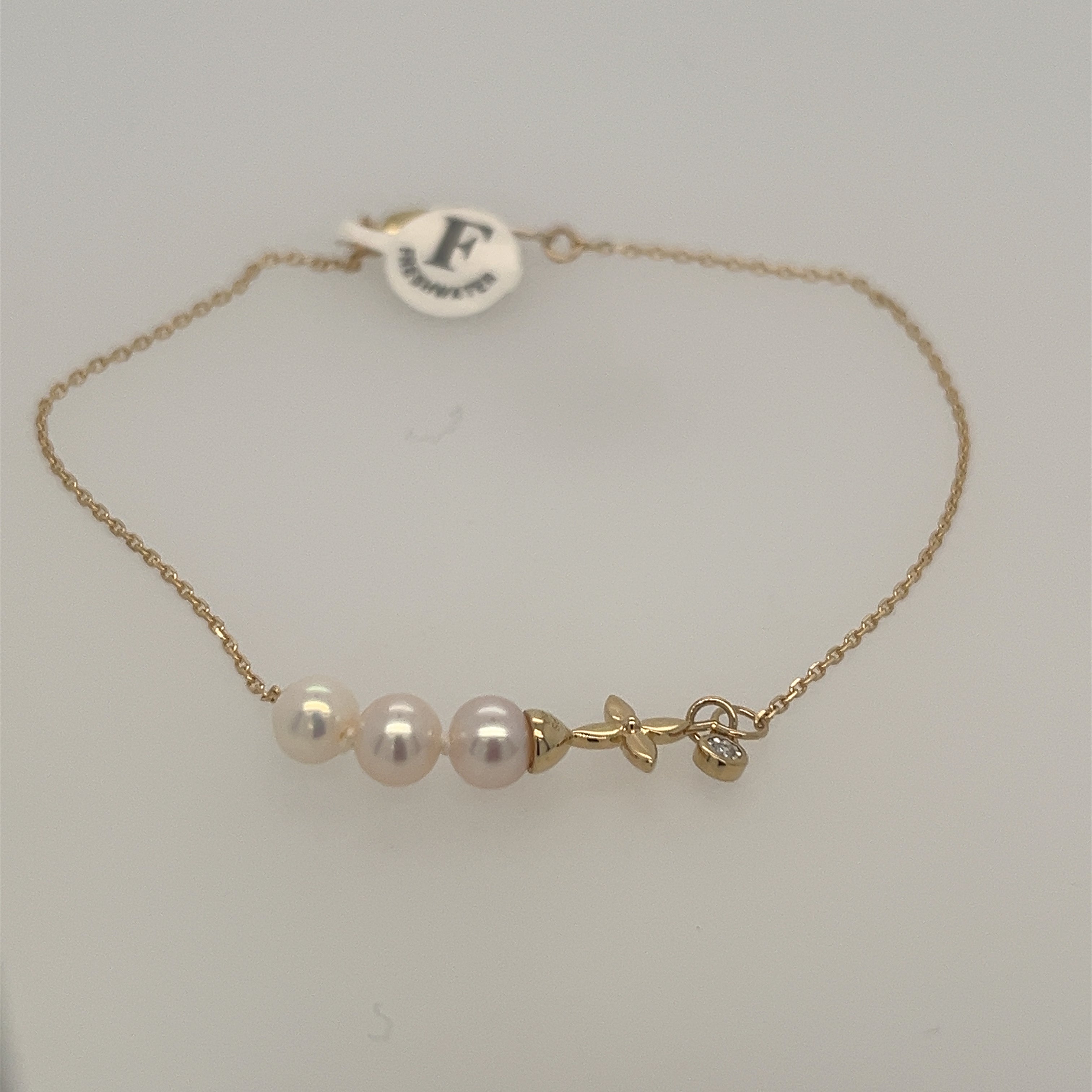 Pearl Bracelet